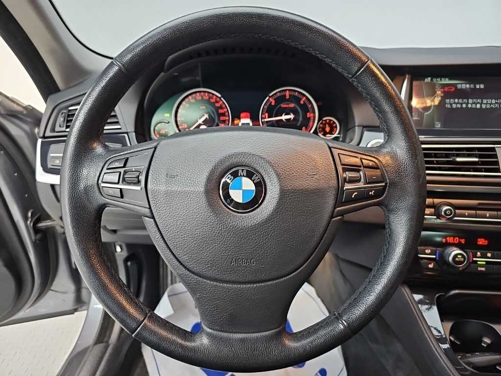 BMW 5시리즈 5시리즈 (F10) 520d xDrive 이미지 9