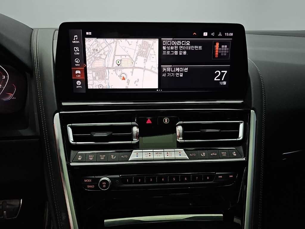 BMW 8시리즈 8시리즈 (G15) M850i xDrive 그란 쿠페 이미지 10