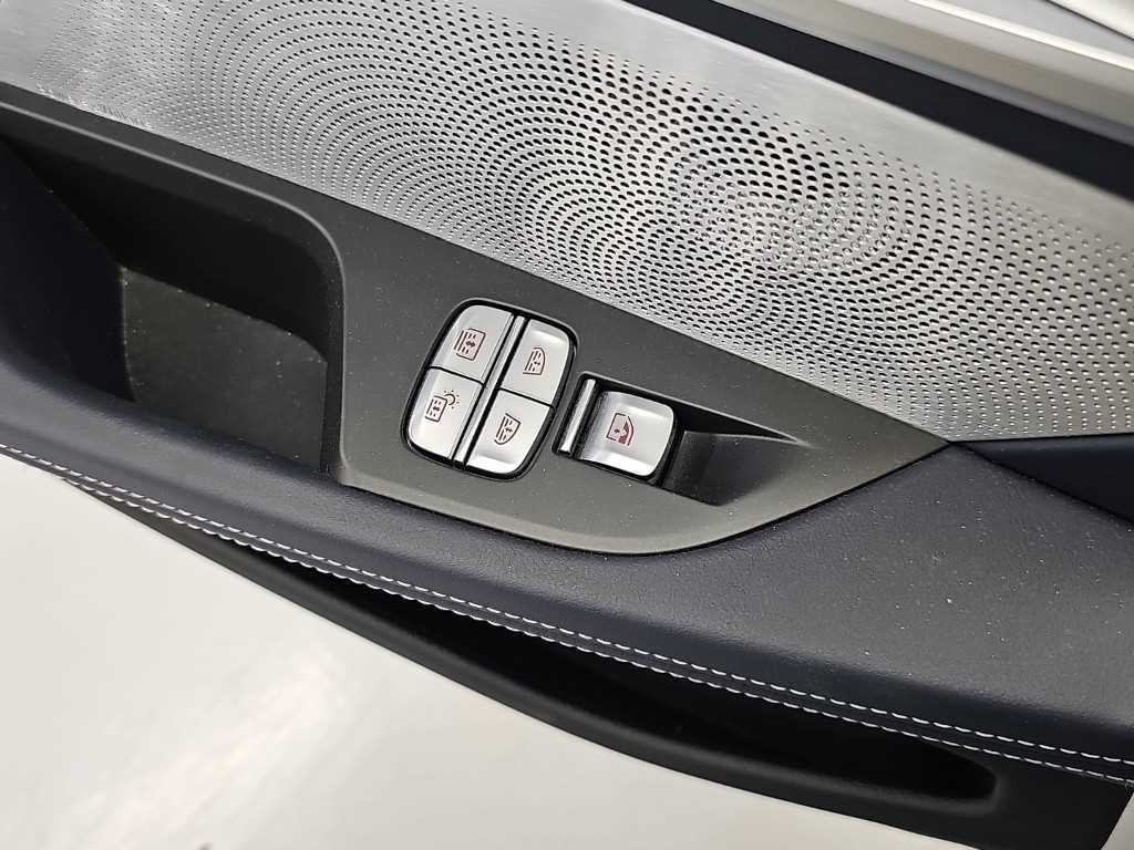 BMW 8시리즈 8시리즈 (G15) M850i xDrive 그란 쿠페 이미지 14