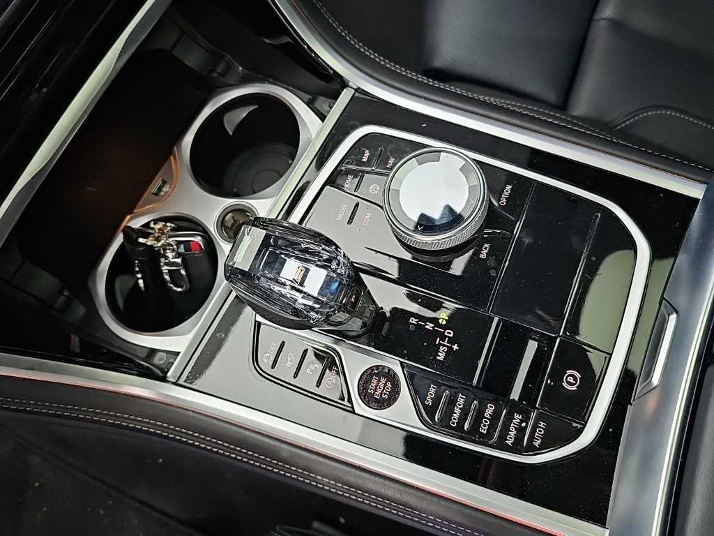 BMW 8시리즈 8시리즈 (G15) M850i xDrive 그란 쿠페 이미지 8
