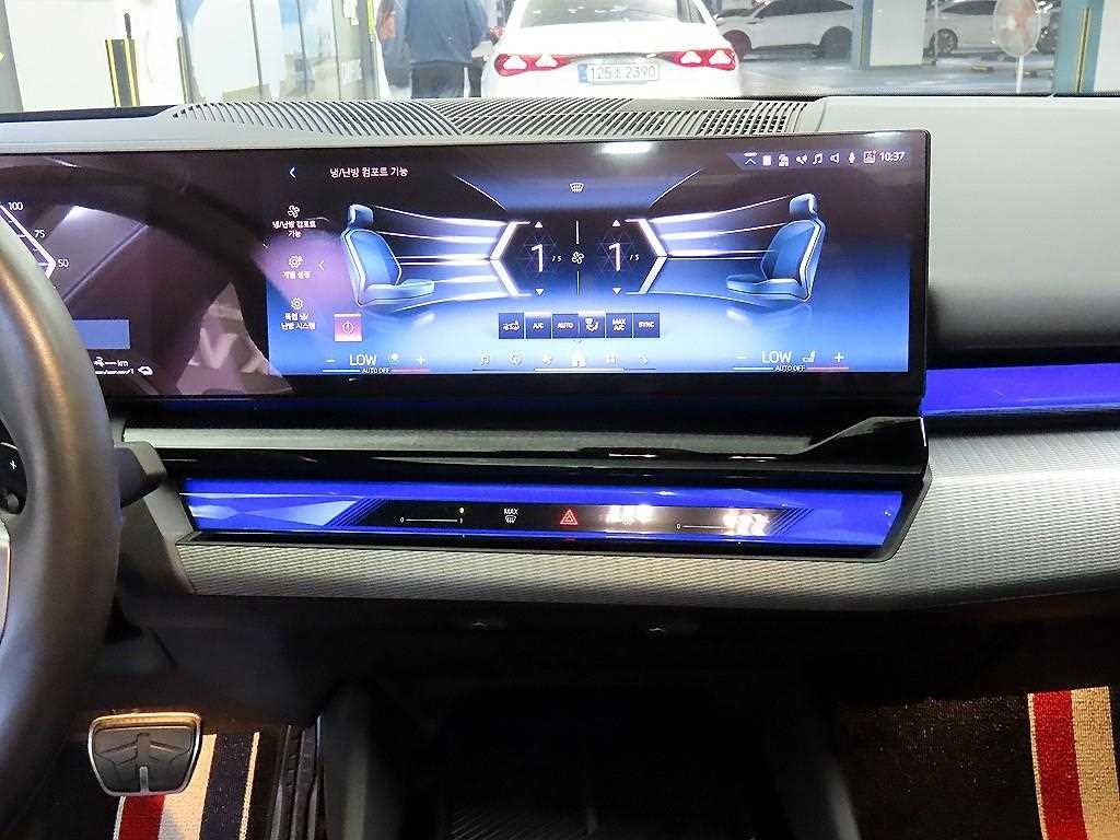 BMW 5시리즈 5시리즈 (G60) 530e M 스포츠 이미지 11