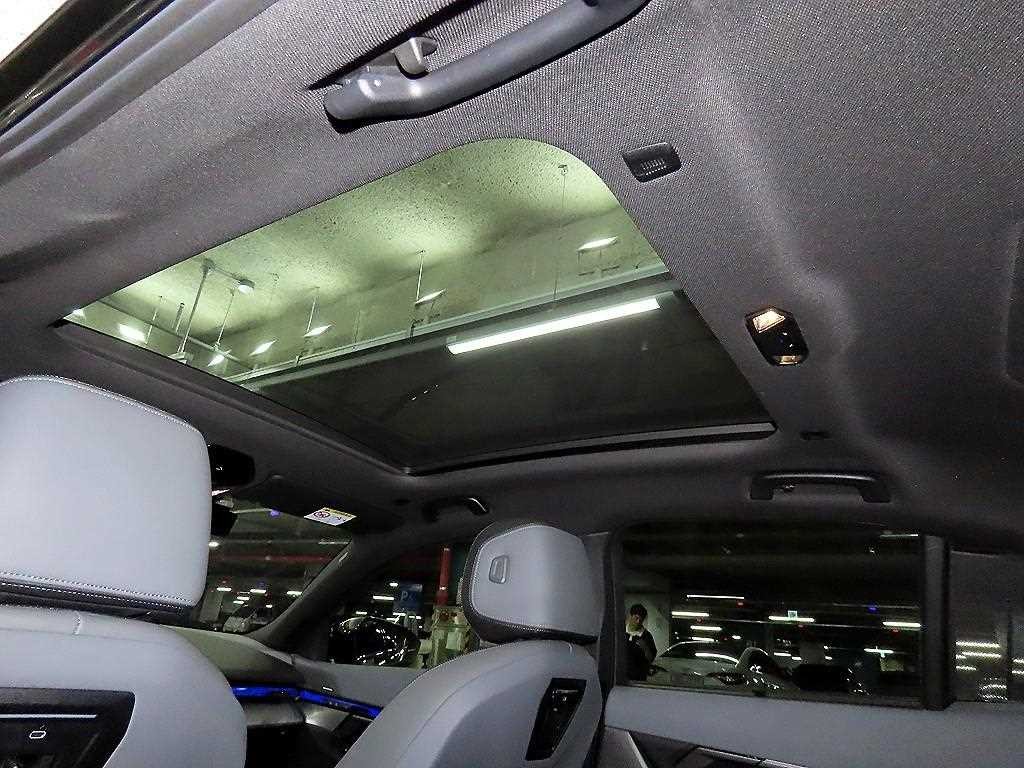BMW 5시리즈 5시리즈 (G60) 530e M 스포츠 이미지 16