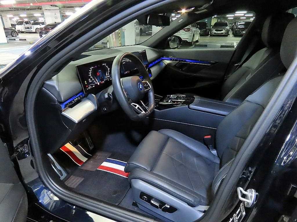 BMW 5시리즈 5시리즈 (G60) 530e M 스포츠 이미지 6