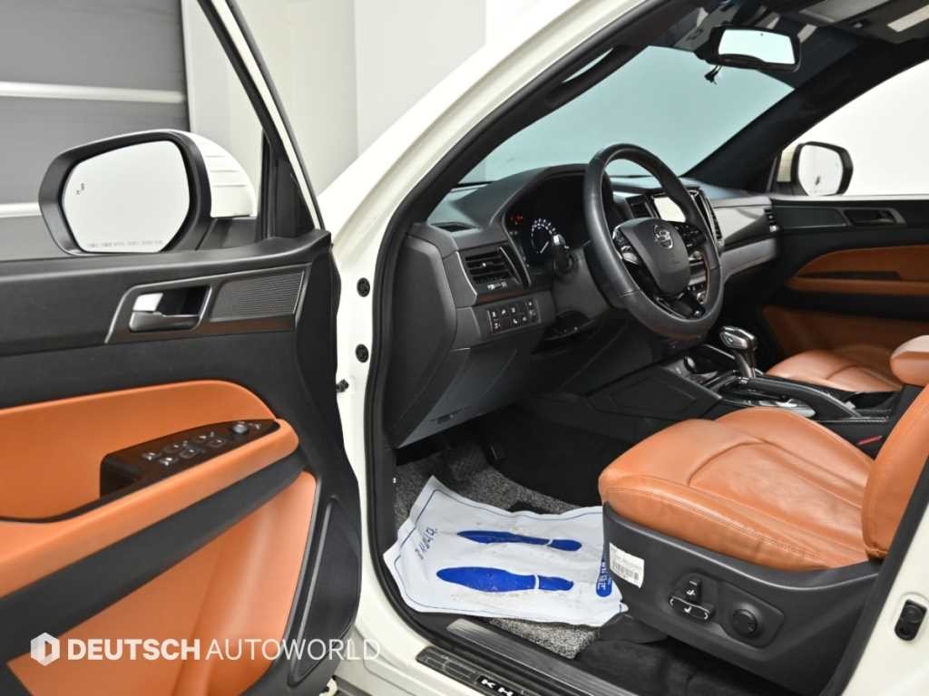 KG모빌리티(쌍용) 렉스턴 더 뉴 렉스턴 스포츠 칸 디젤 2.2 4WD 노블레스 이미지 11