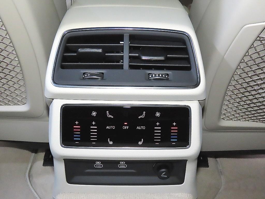 아우디 A6 A6 (C8) 45 TFSI 프리미엄 이미지 13