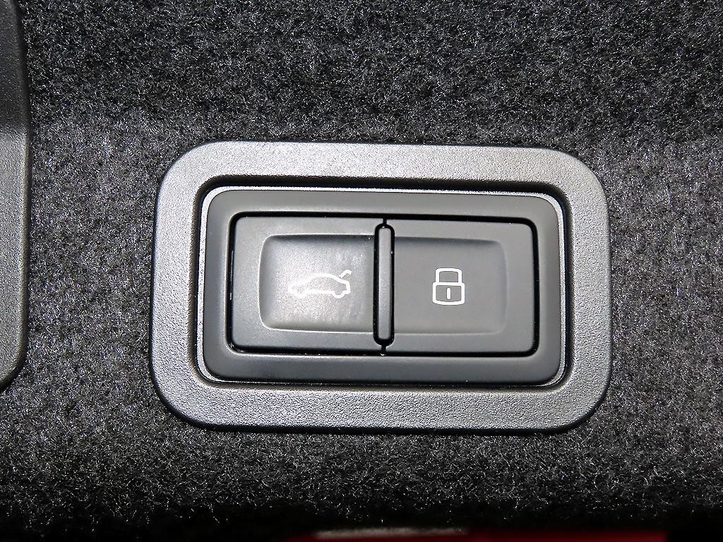 아우디 A6 A6 (C8) 45 TFSI 프리미엄 이미지 17