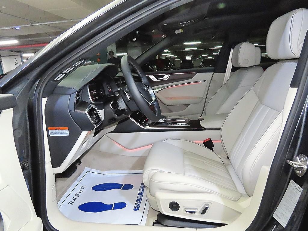 아우디 A6 A6 (C8) 45 TFSI 프리미엄 이미지 6