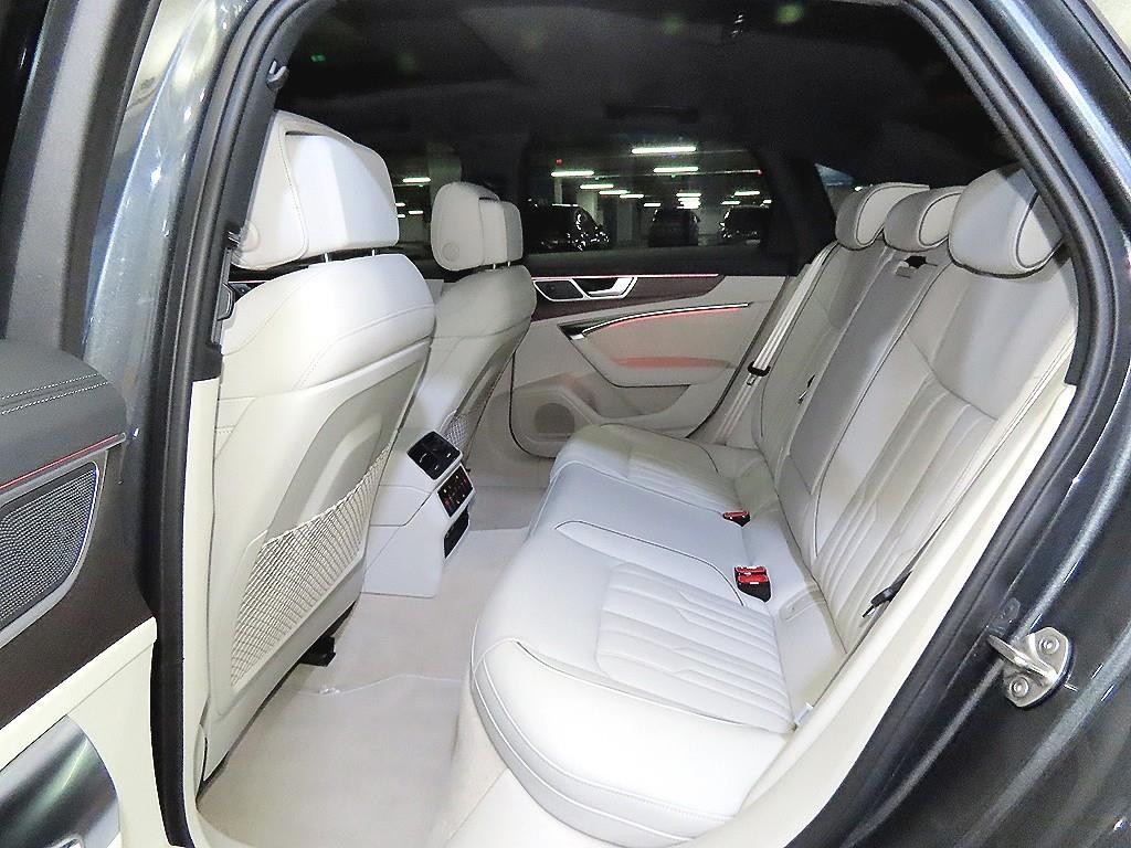 아우디 A6 A6 (C8) 45 TFSI 프리미엄 이미지 7