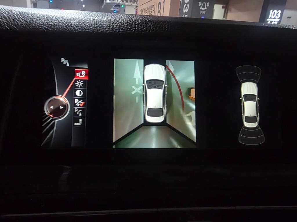BMW 5시리즈 5시리즈 (F10) 528i xDrive 이미지 12