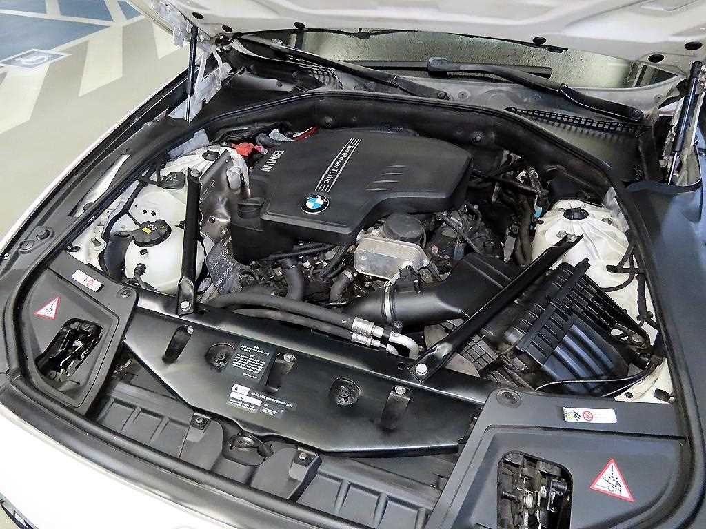 BMW 5시리즈 5시리즈 (F10) 528i xDrive 이미지 19