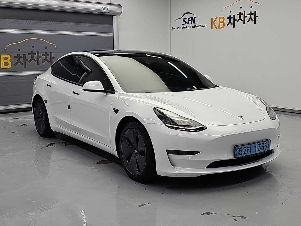 테슬라 모델 3 롱 레인지 이미지 4