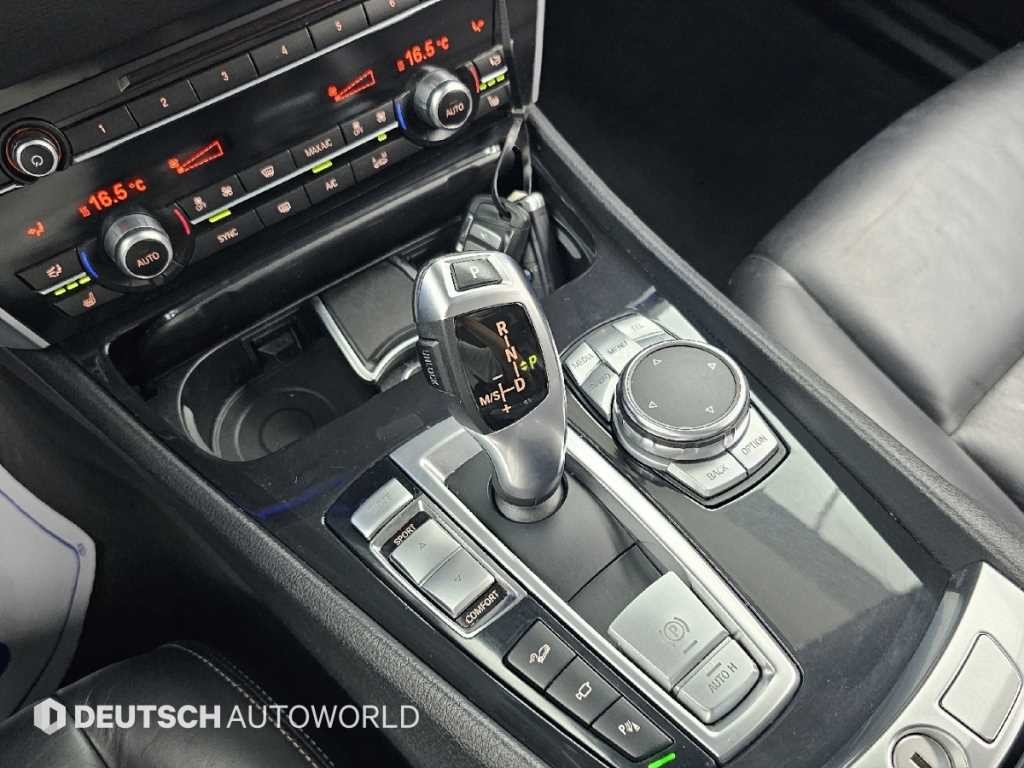 BMW 그란투리스모 5시리즈 GT (F07) GT 30d xDRIVE 이미지 9