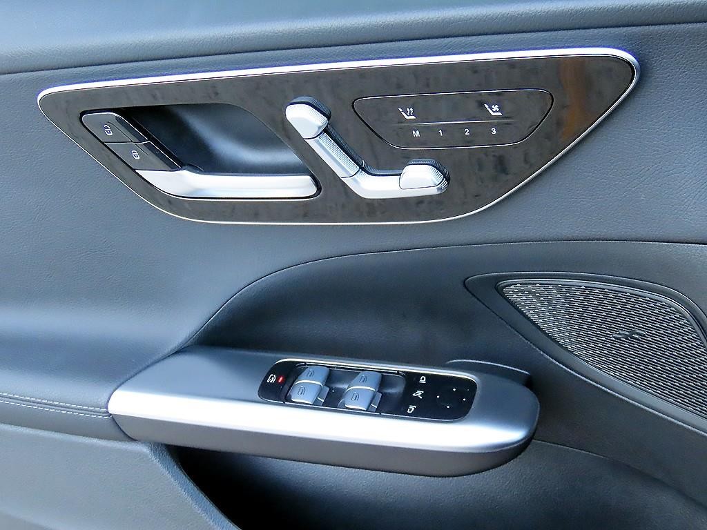 벤츠 C 클래스 C클래스 W206 C200 아방가르드 이미지 11
