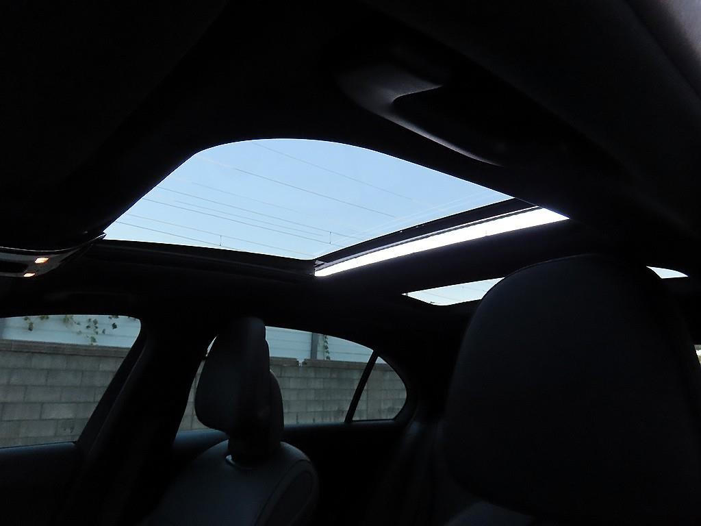 벤츠 C 클래스 C클래스 W206 C200 아방가르드 이미지 18