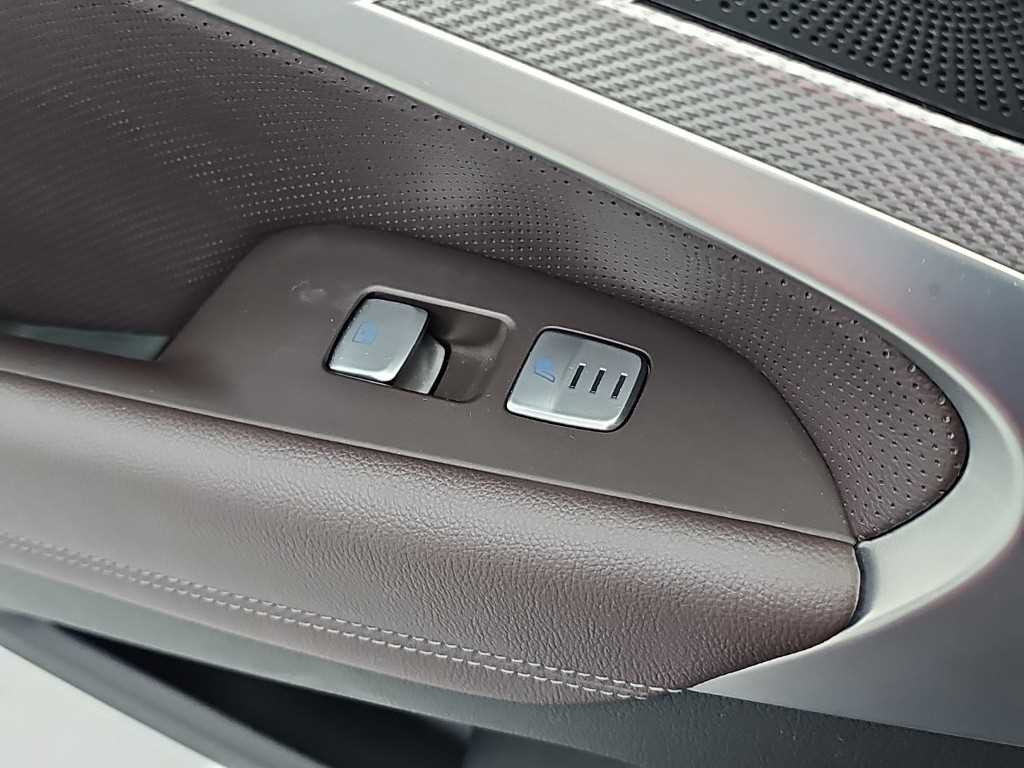 제네시스 G70 더 뉴 G70 가솔린 3.3T 4WD 이미지 14