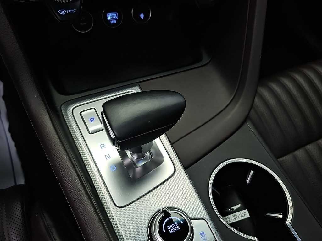 제네시스 G70 더 뉴 G70 가솔린 3.3T 4WD 이미지 8