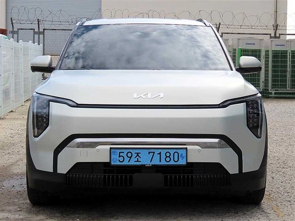 기아 EV3 롱레인지 2WD 어스 이미지 1