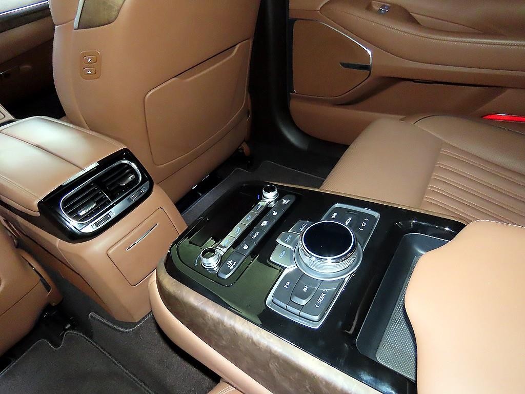 제네시스 G90 3.8 GDI AWD 럭셔리 이미지 15