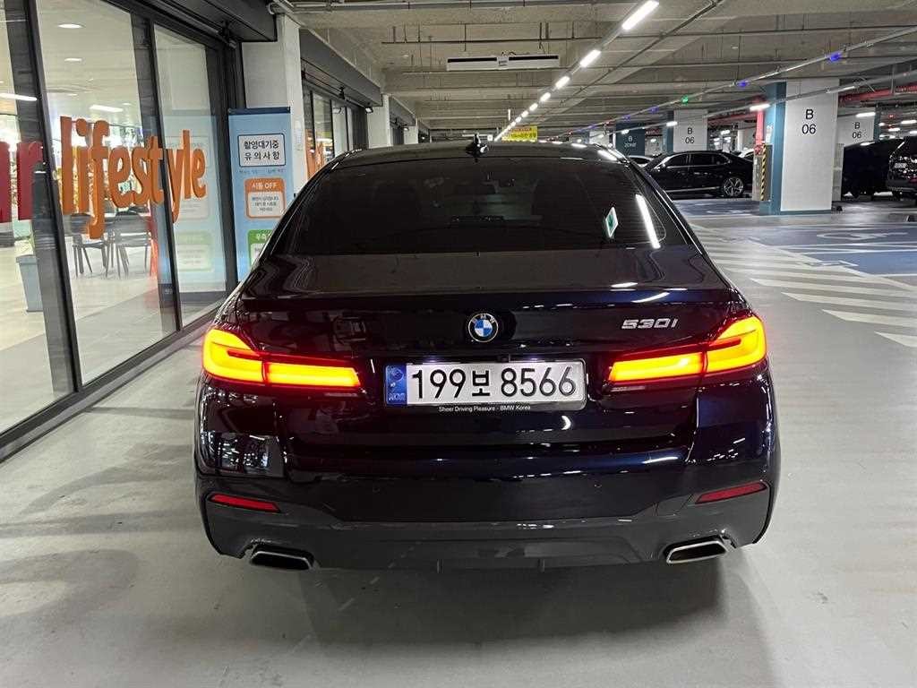 BMW 5시리즈 5시리즈 (G30) 530i M 스포츠 이미지 5