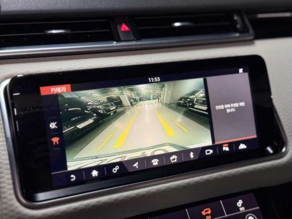 랜드로버 레인지로버 벨라 3.0 D300 R-다이나믹 SE 이미지 12