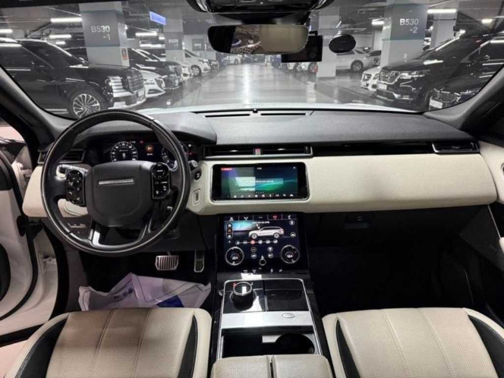 랜드로버 레인지로버 벨라 3.0 D300 R-다이나믹 SE 이미지 7