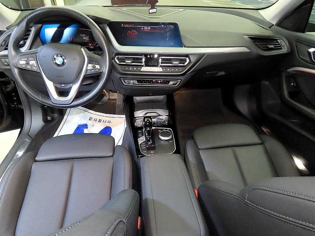 BMW 2시리즈 2시리즈 그란쿠페 (F44) 220i 그란쿠페 스포츠 이미지 10