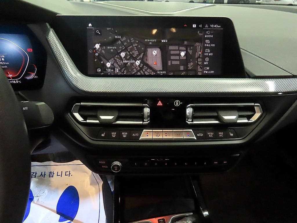 BMW 2시리즈 2시리즈 그란쿠페 (F44) 220i 그란쿠페 스포츠 이미지 11