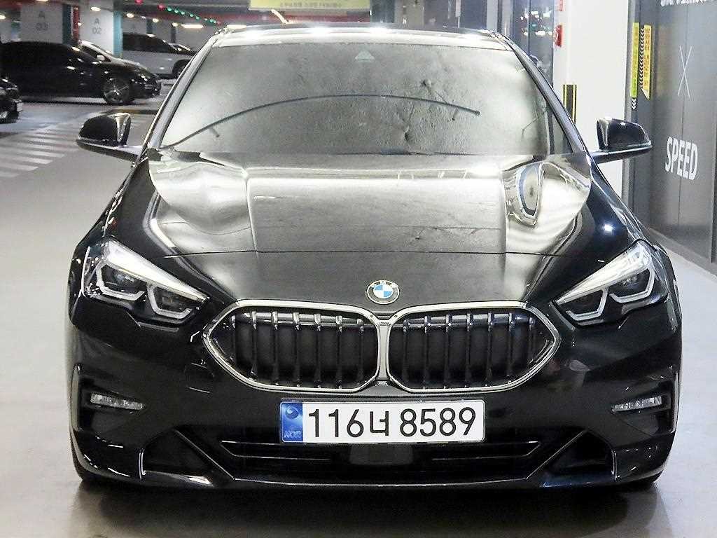 BMW 2시리즈 2시리즈 그란쿠페 (F44) 220i 그란쿠페 스포츠 이미지 2