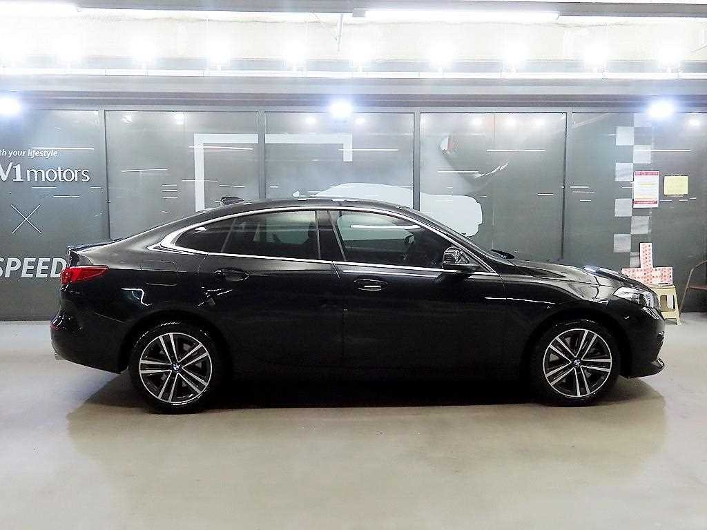 BMW 2시리즈 2시리즈 그란쿠페 (F44) 220i 그란쿠페 스포츠 이미지 3