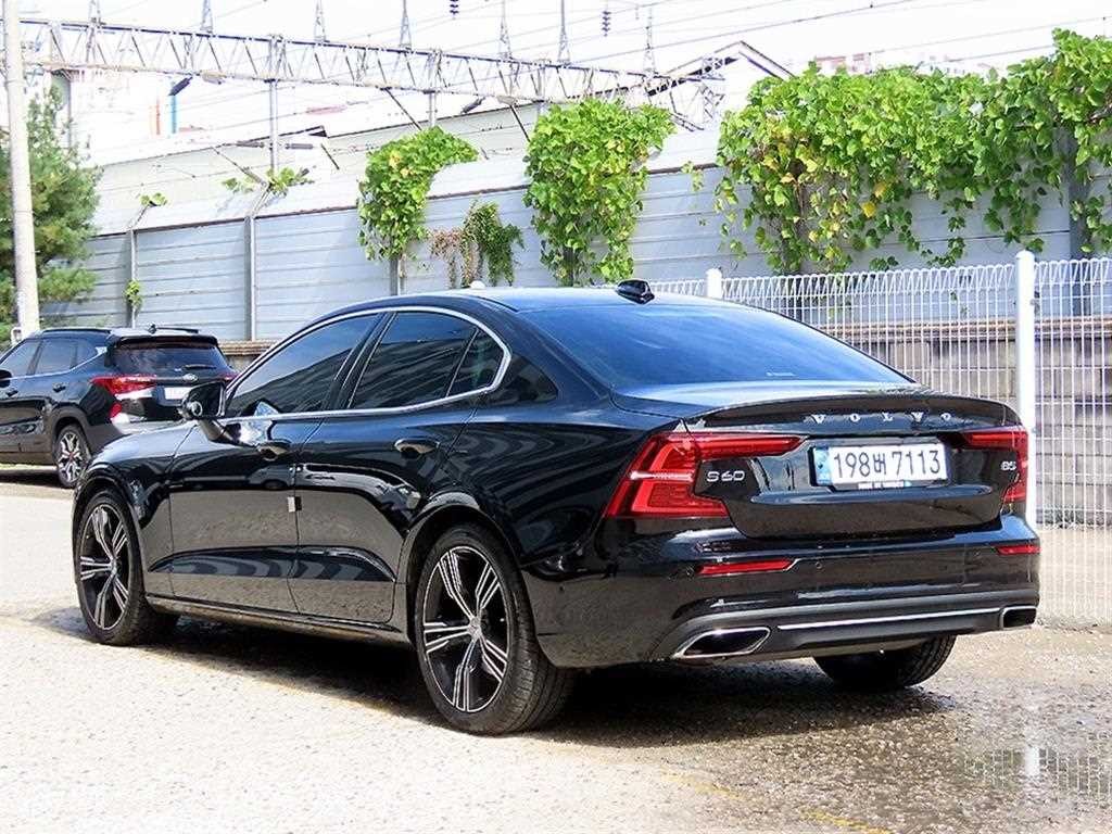 볼보 S60 S60(3세대) B5 인스크립션 이미지 3