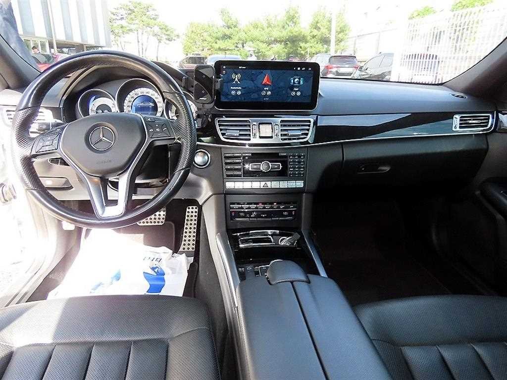 벤츠 E 클래스 E-클래스 W212 E350 블루텍 4MATIC 이미지 7