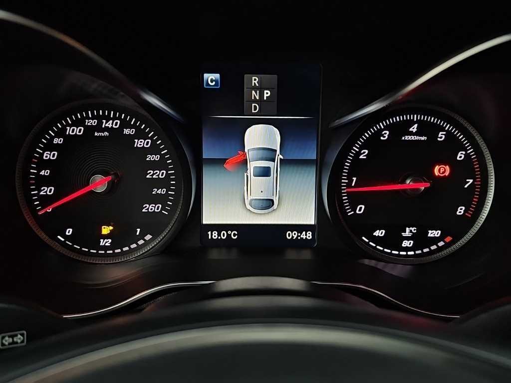 벤츠 GLC 클래스 GLC클래스 X253 GLC 300 4MATIC AMG LINE 쿠페 이미지 6