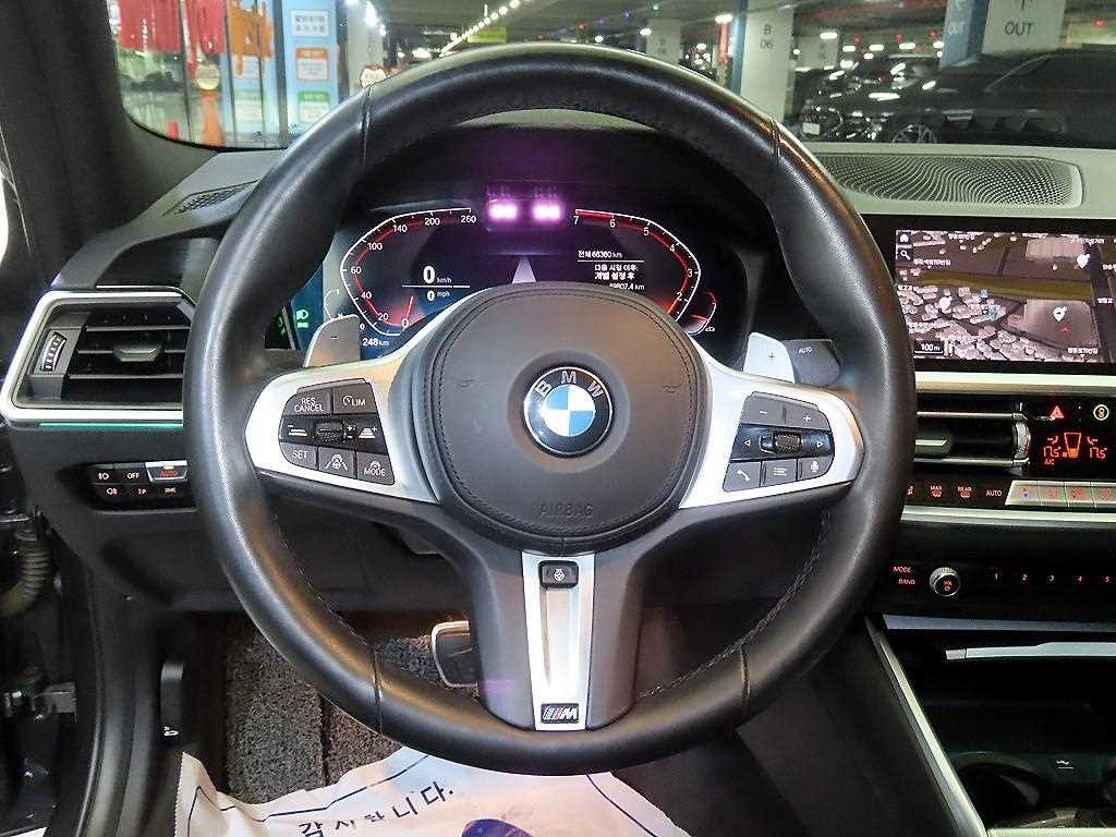 BMW 3시리즈 3시리즈 (G20) 320i M 스포츠 이미지 8