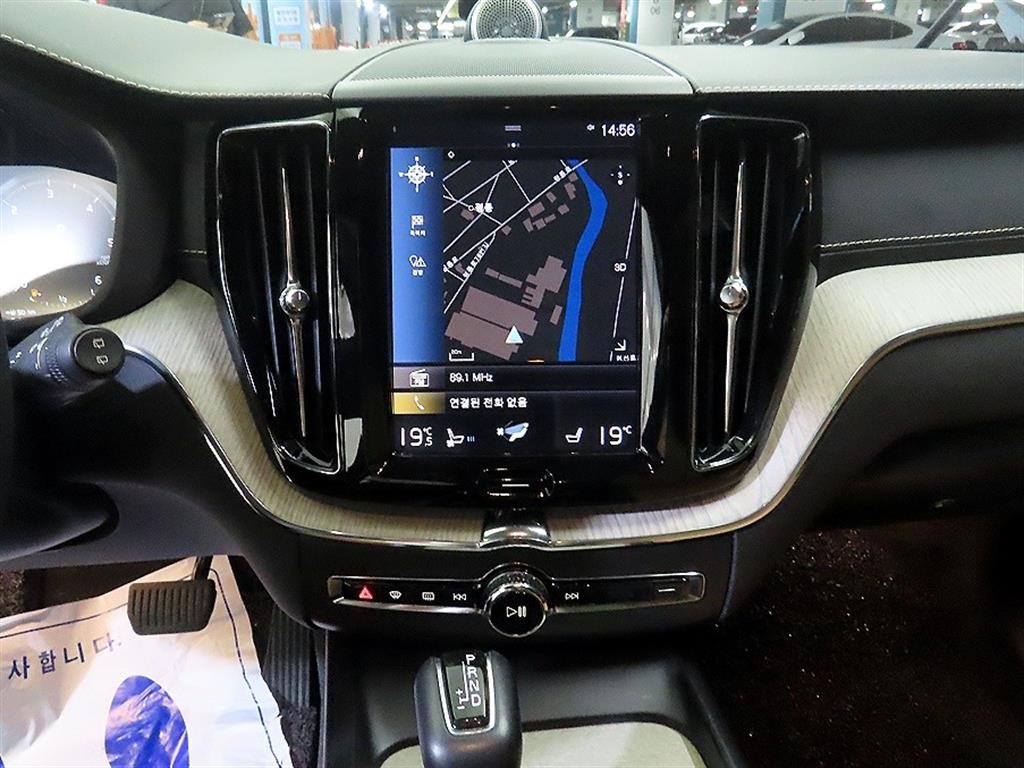볼보 XC60 XC60(2세대) D5 AWD 인스크립션 이미지 11