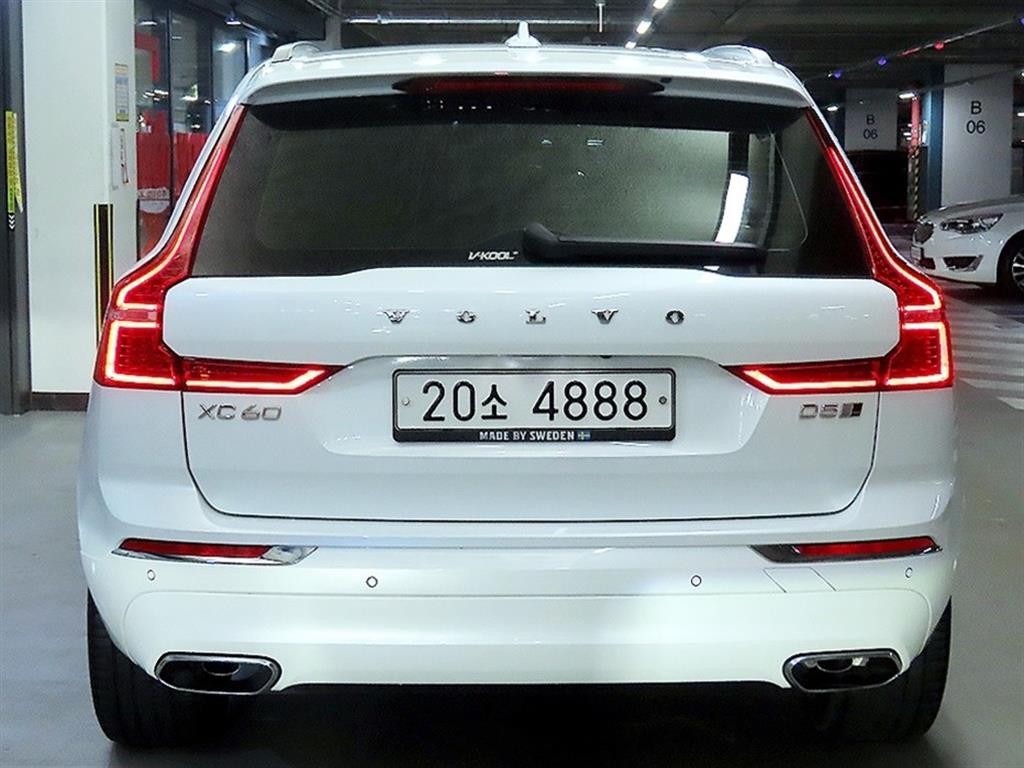 볼보 XC60 XC60(2세대) D5 AWD 인스크립션 이미지 5