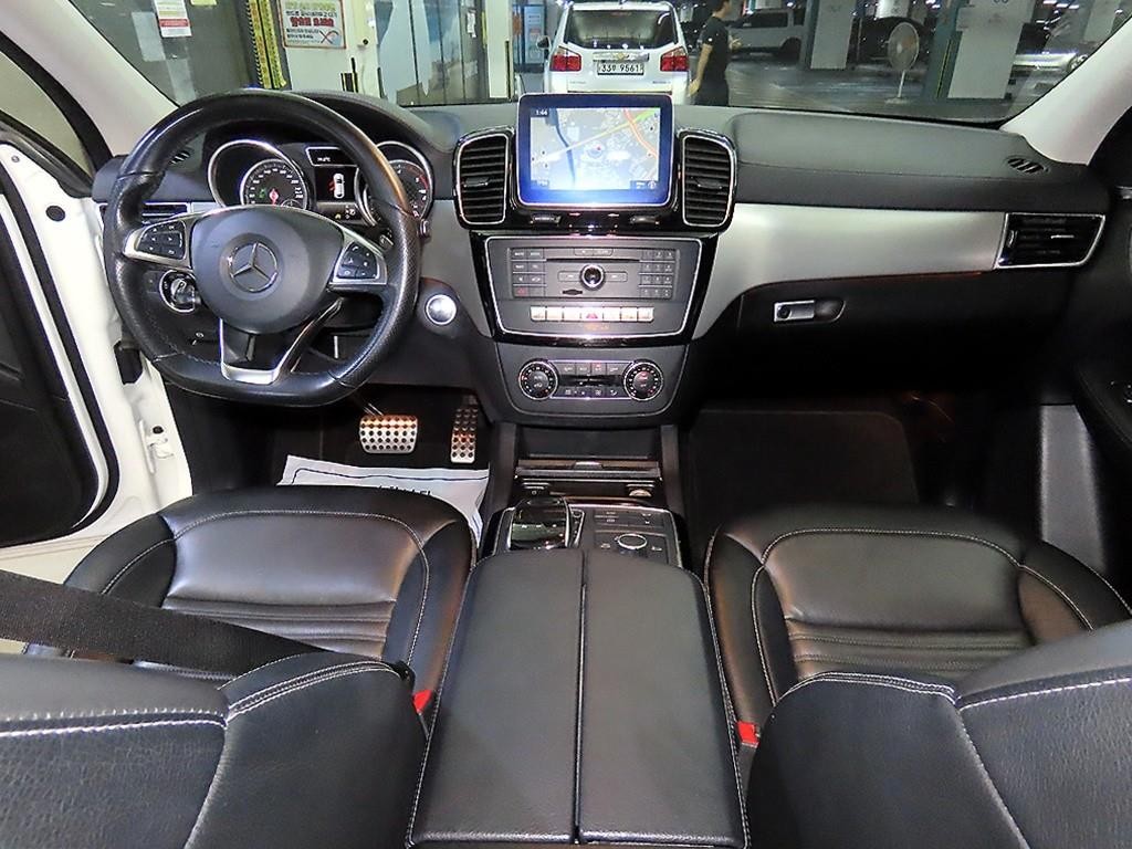벤츠 GLE 클래스 GLE 클래스 W166 GLE 350 d 4MATIC 쿠페 이미지 10