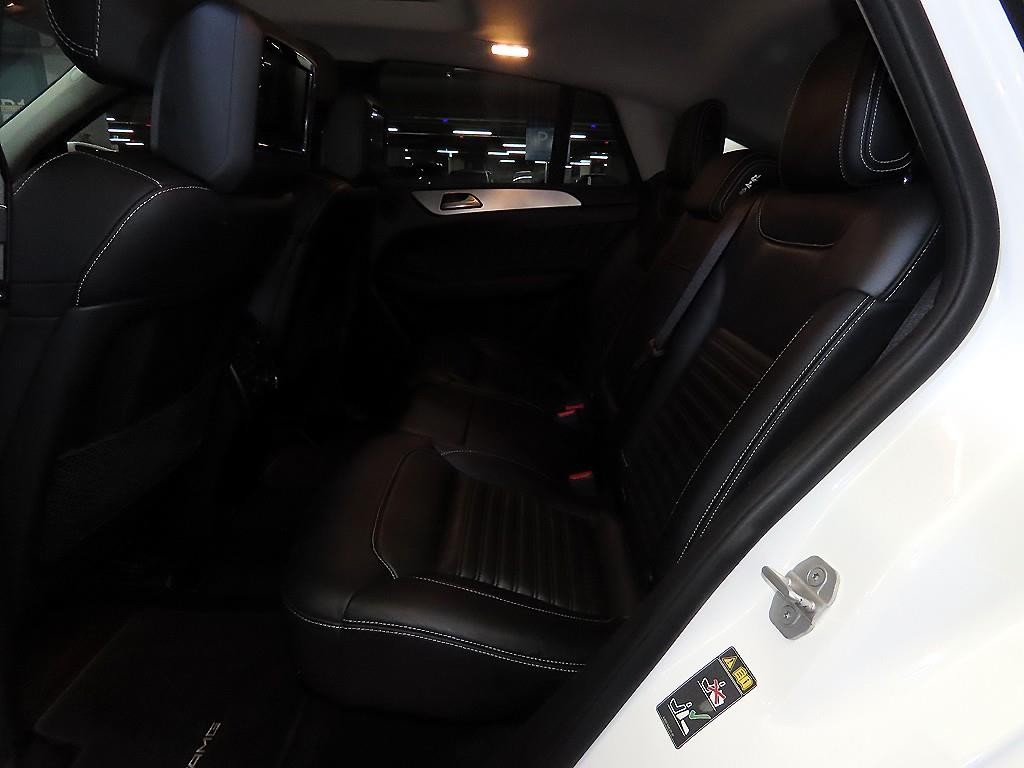 벤츠 GLE 클래스 GLE 클래스 W166 GLE 350 d 4MATIC 쿠페 이미지 7