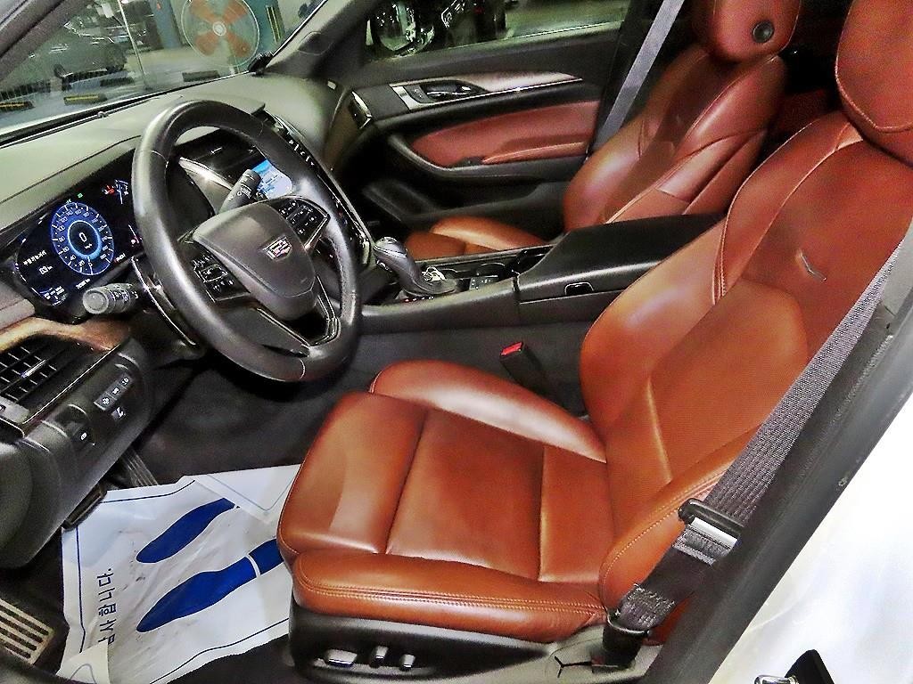 캐딜락 CTS CTS 3세대 2.0 프리미엄 AWD 이미지 6