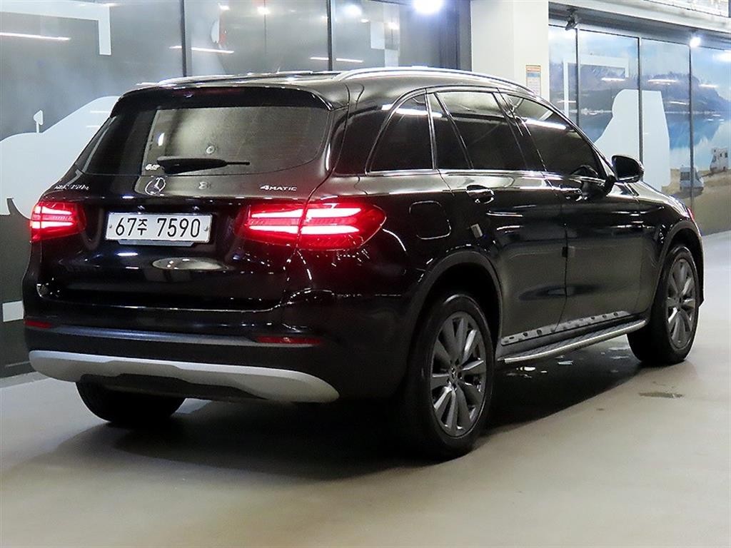 벤츠 GLC 클래스 GLC클래스 X253 GLC 350 e 4MATIC 프리미엄 이미지 4