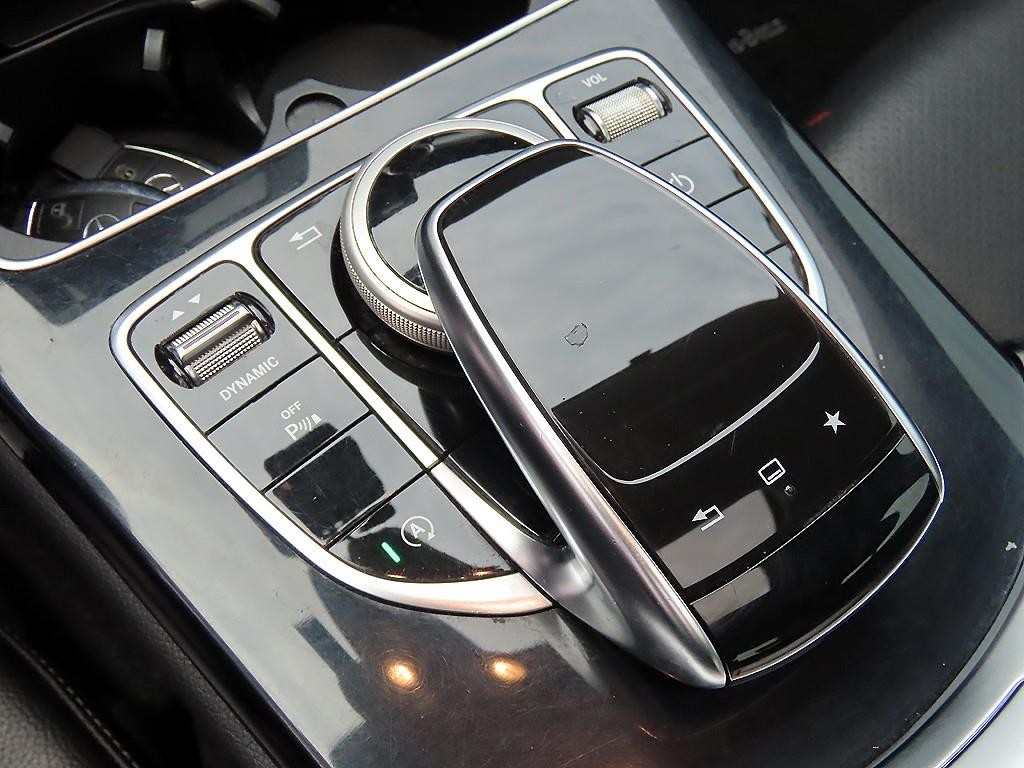벤츠 C 클래스 C클래스 W205 C200 d 이미지 13