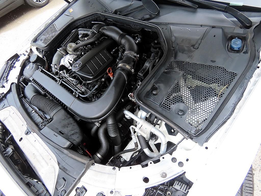 벤츠 C 클래스 C클래스 W205 C200 d 이미지 19