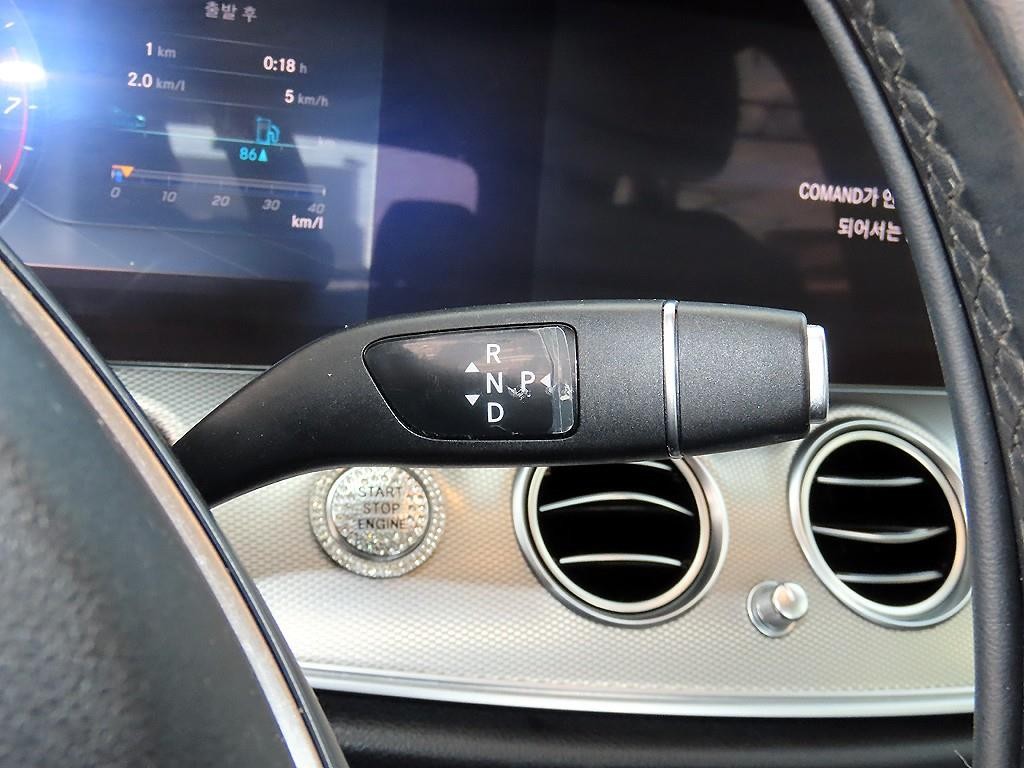 벤츠 E 클래스 E-클래스 W213 E300 AMG LINE 이미지 11