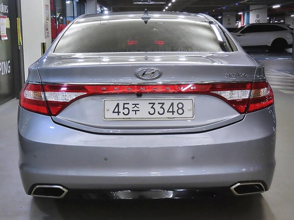 현대 그랜저 그랜저 HG HG300 PREMIUM 컬렉션 이미지 5