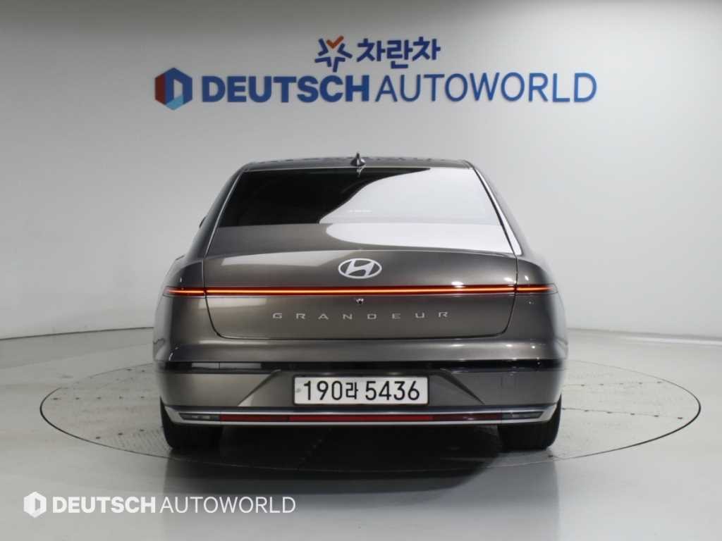 현대 그랜저 그랜저 (GN7) 가솔린 2.5 2WD 익스클루시브 이미지 4