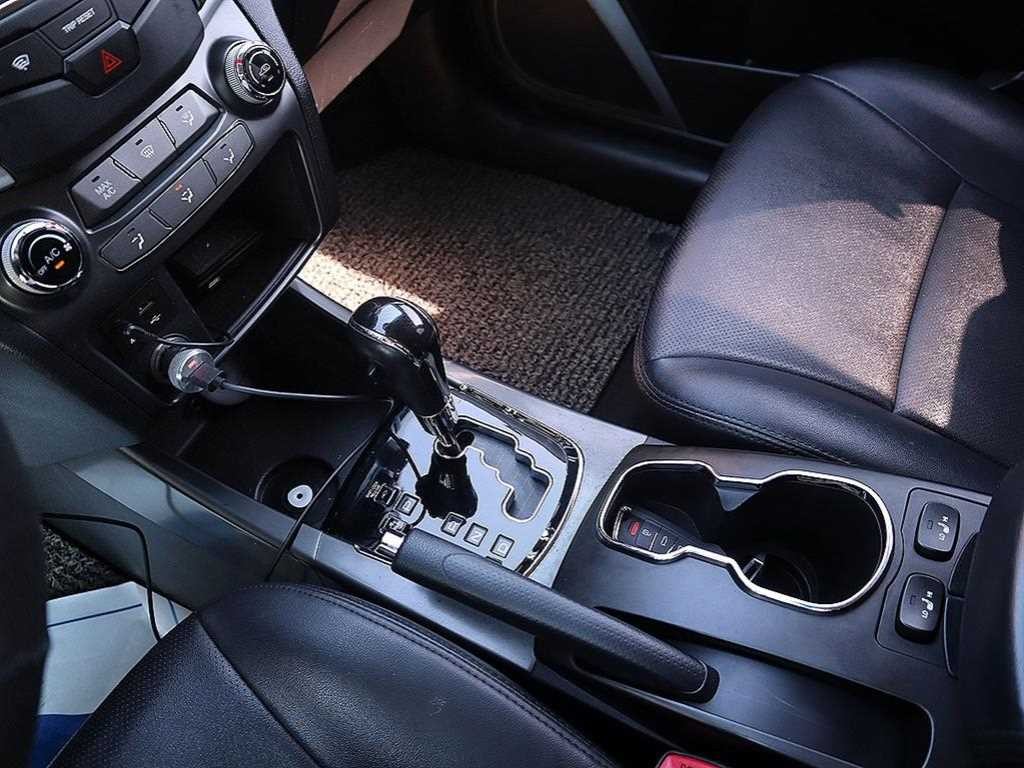 KG모빌리티(쌍용) 코란도 뉴스타일코란도C 2.2 RX 4WD 고급형 이미지 11