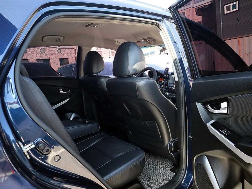 KG모빌리티(쌍용) 코란도 뉴스타일코란도C 2.2 RX 4WD 고급형 이미지 18