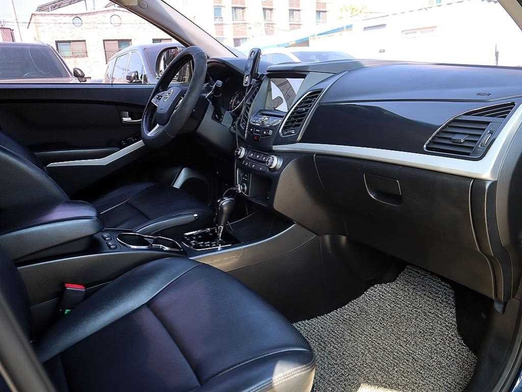 KG모빌리티(쌍용) 코란도 뉴스타일코란도C 2.2 RX 4WD 고급형 이미지 19