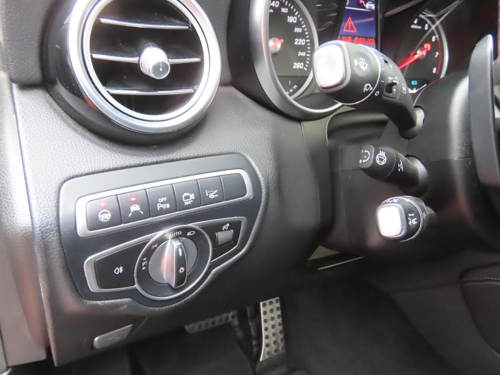 벤츠 GLC 클래스 GLC클래스 X253 GLC 350 e 4MATIC AMG LINE 이미지 15