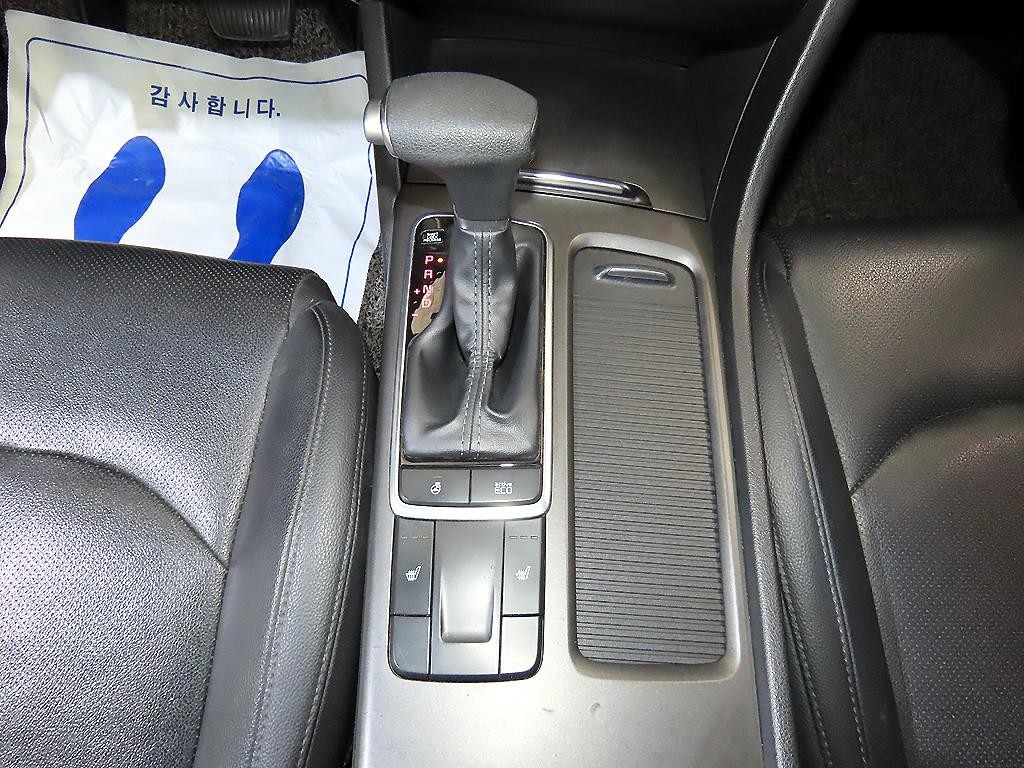 기아 K5 K5 2세대 MX 2.0 LPI 럭셔리 A/T 이미지 12