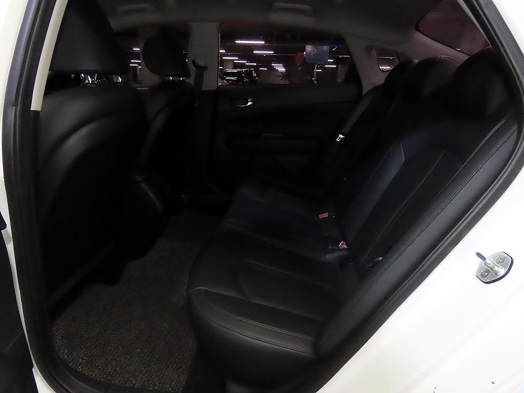 기아 K5 K5 2세대 MX 2.0 LPI 럭셔리 A/T 이미지 7